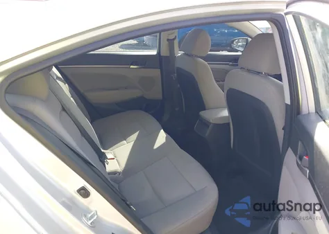 2017 Hyundai Elantra Se из США, поврежденный, VIN 5NPD84LF5HH000897